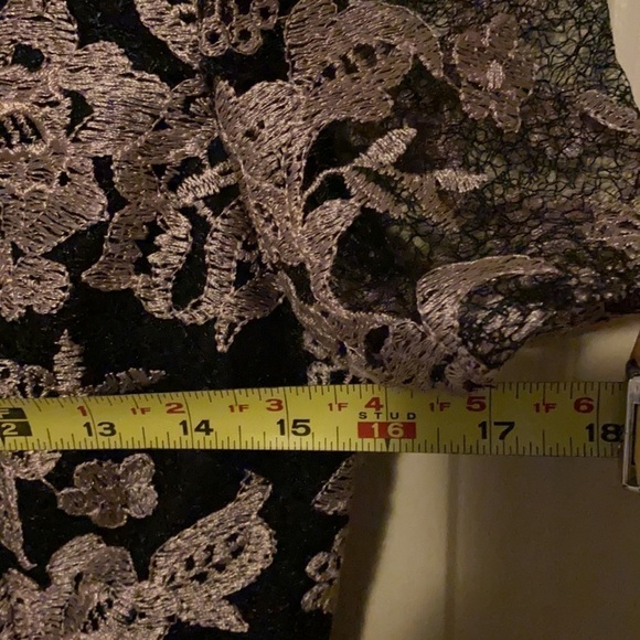 Stunning formal lace dress. Navy and blush pink. - Picture 14 of 16